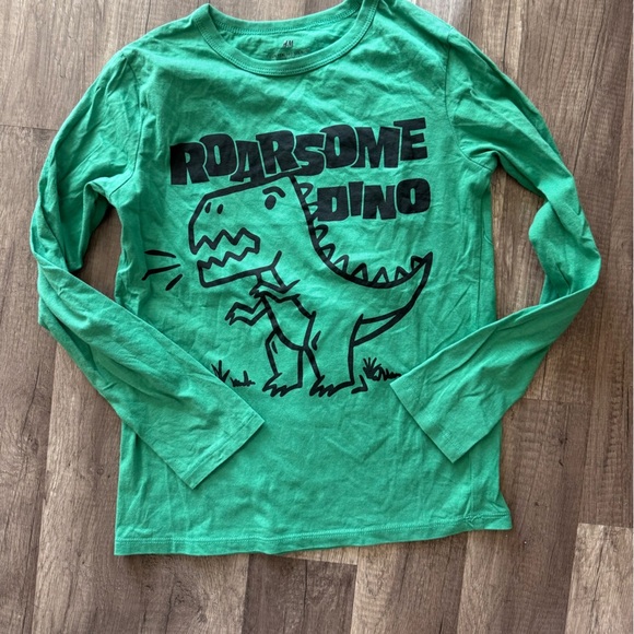 Bundle of h&m long sleeve shorts for boys - Picture 8 of 11